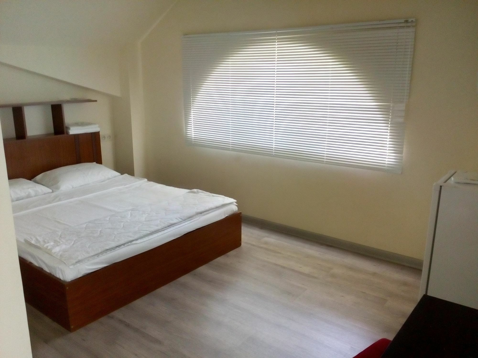 The Rooms Hostel エレバン エクステリア 写真